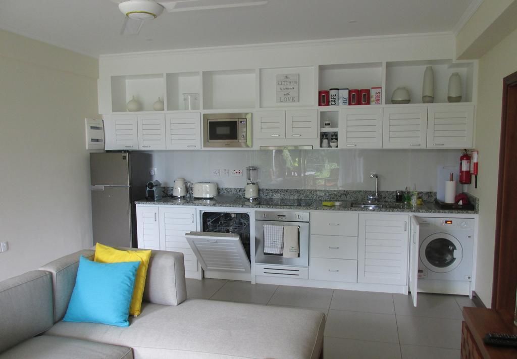 EDEN HILLS RESIDENCE - 3