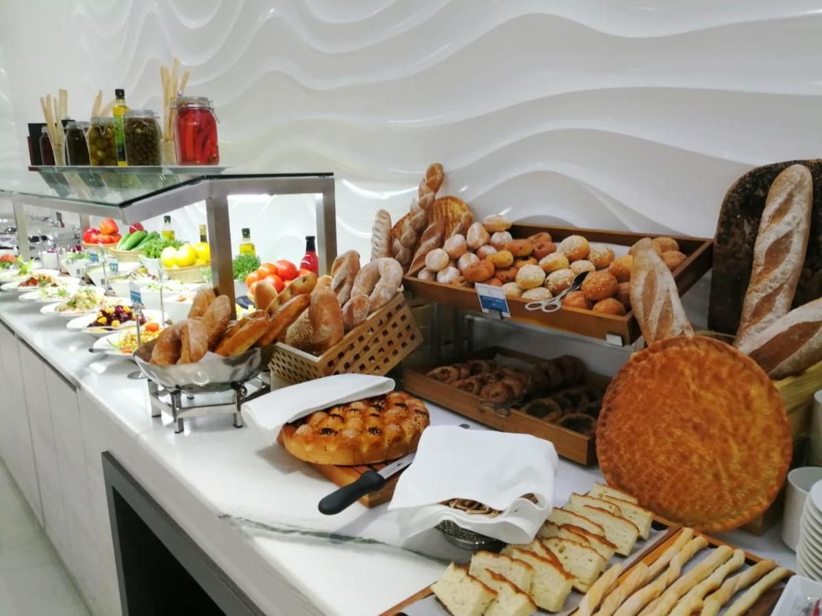 CITY AVENUE HOTEL - 8