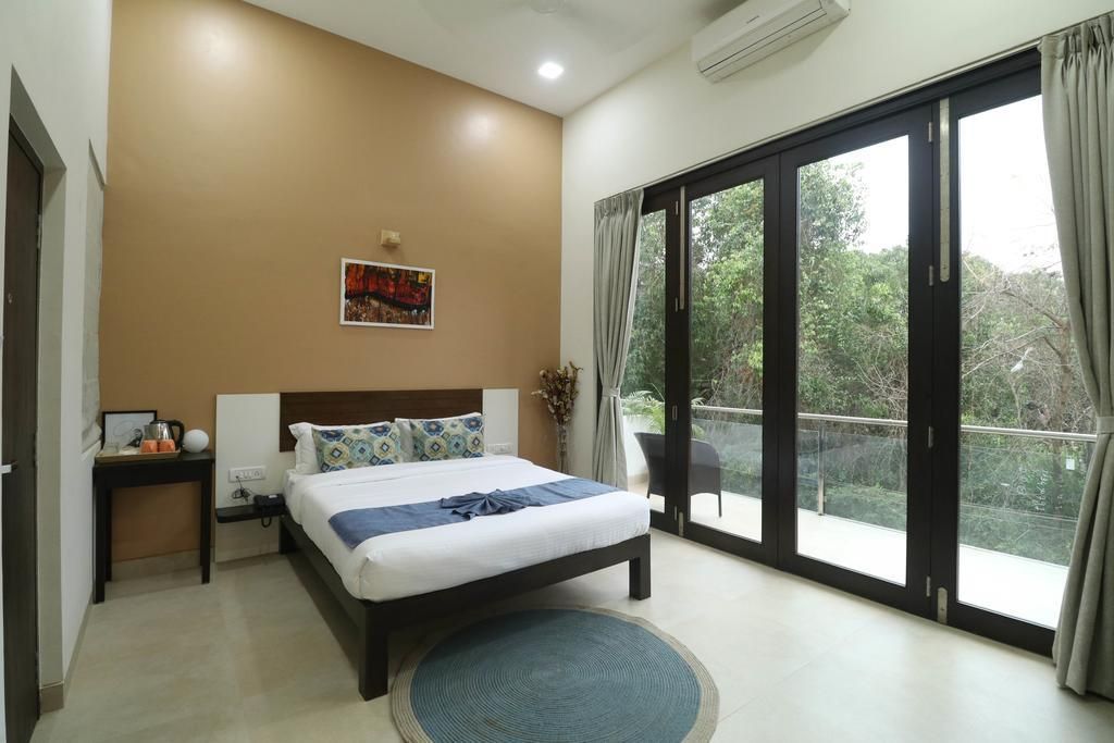 FOXOSO SONNET (ex. TREEHOUSE SONNET) - 2