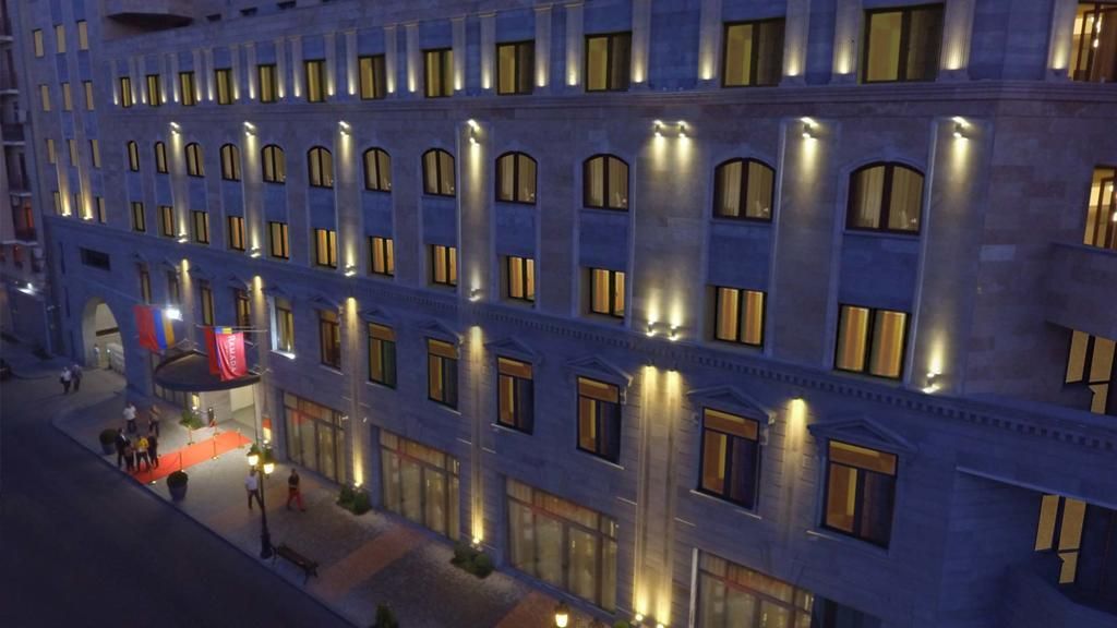 RAMADA HOTEL & SUITES BY WYNDHAM - 2