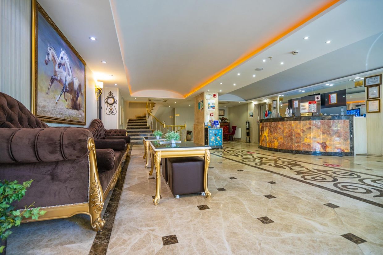 Kensington Hotel (ex. Kunlun Hotel) - 1