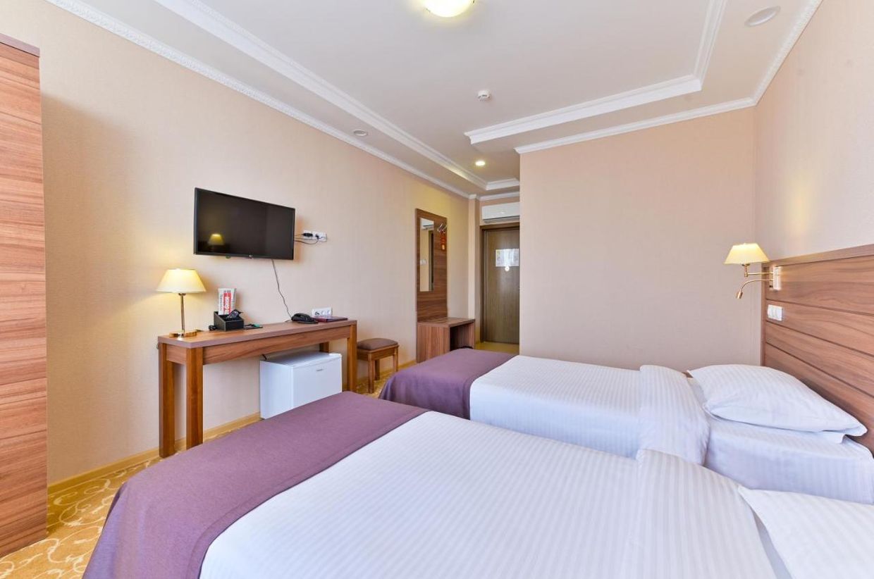 GREENWICH HOTEL - 11