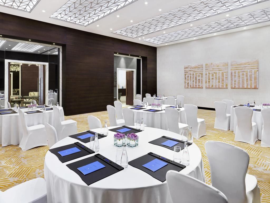 SOFITEL DUBAI THE OBELISK - 23