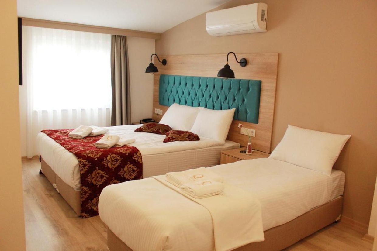 The Laila Hotel    - 2