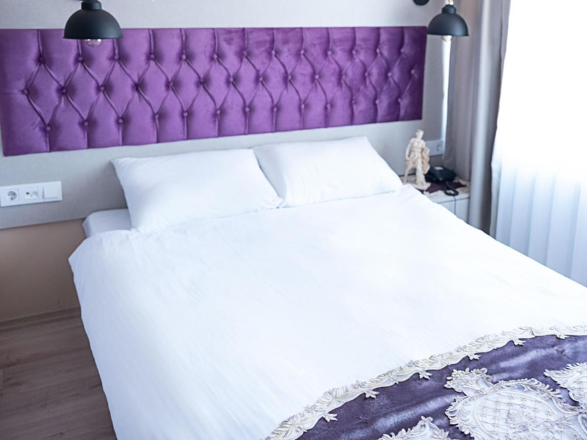 The Lola Hotel   - 12