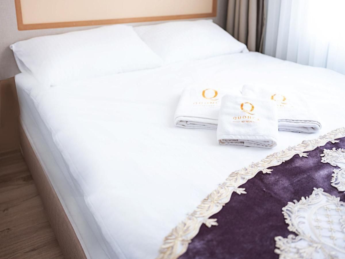 The Lola Hotel   - 16