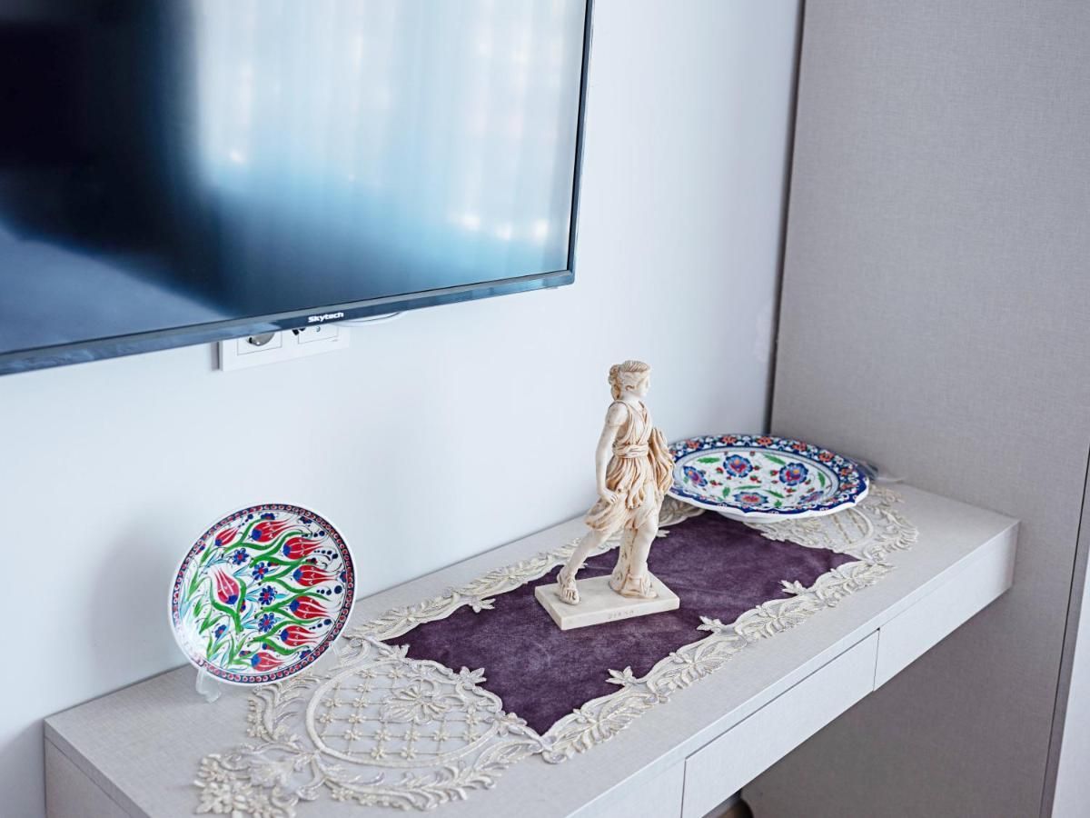 The Lola Hotel   - 17