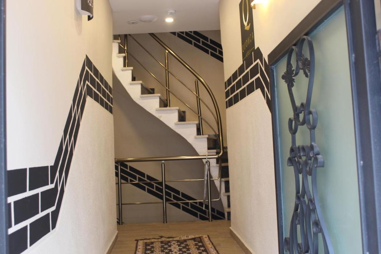 The Lola Hotel   - 21