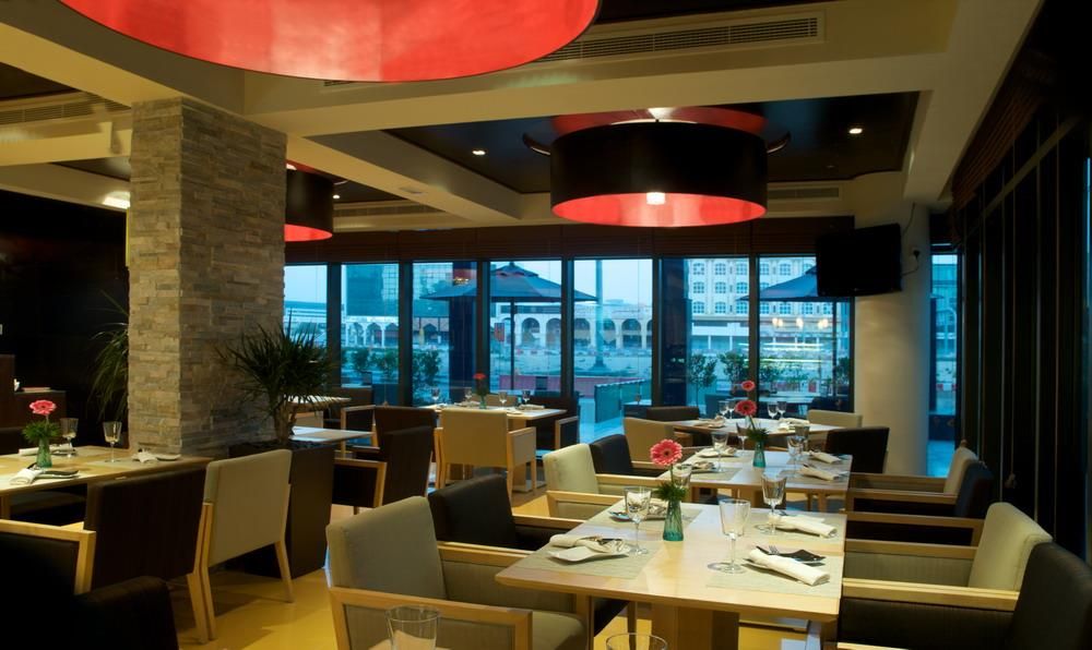 THE LEELA HOTEL (ex. HALO HOTEL) - 10