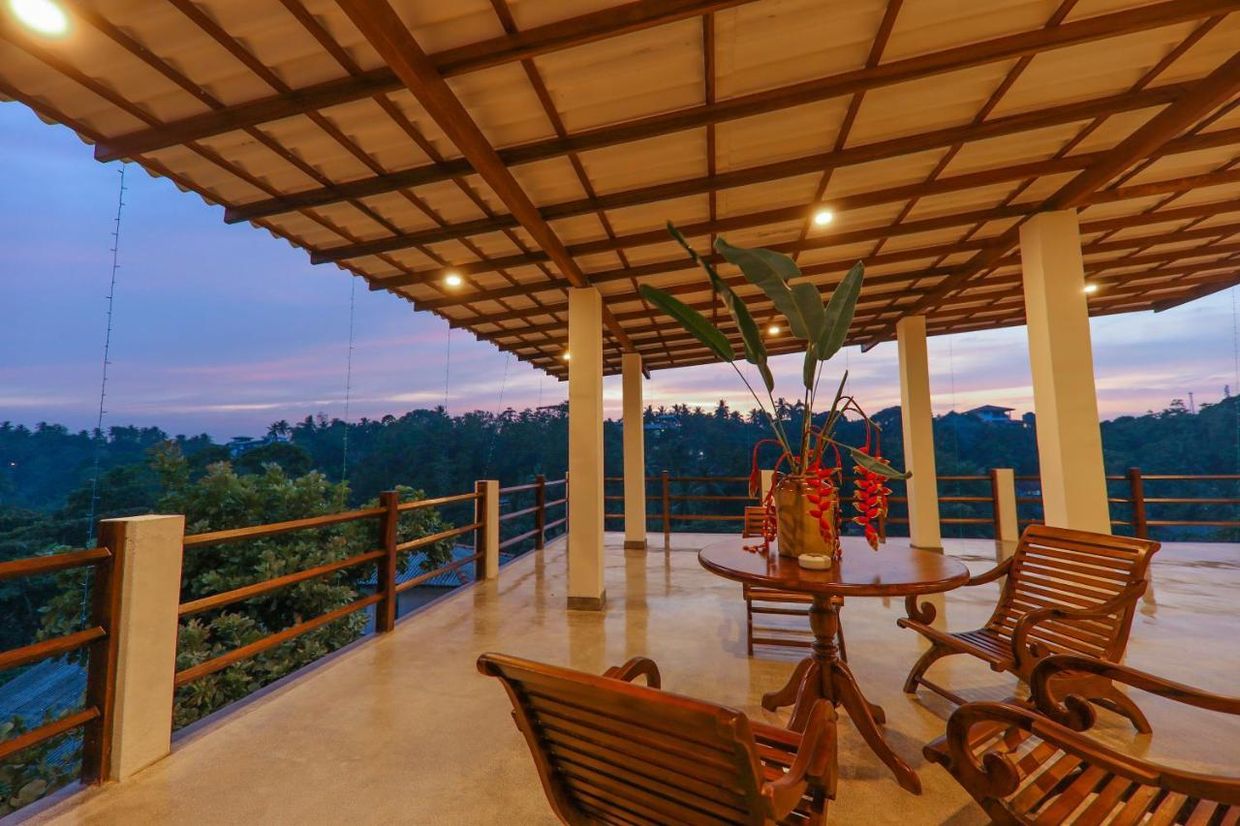 BEACH GROVE VILLAS - 26