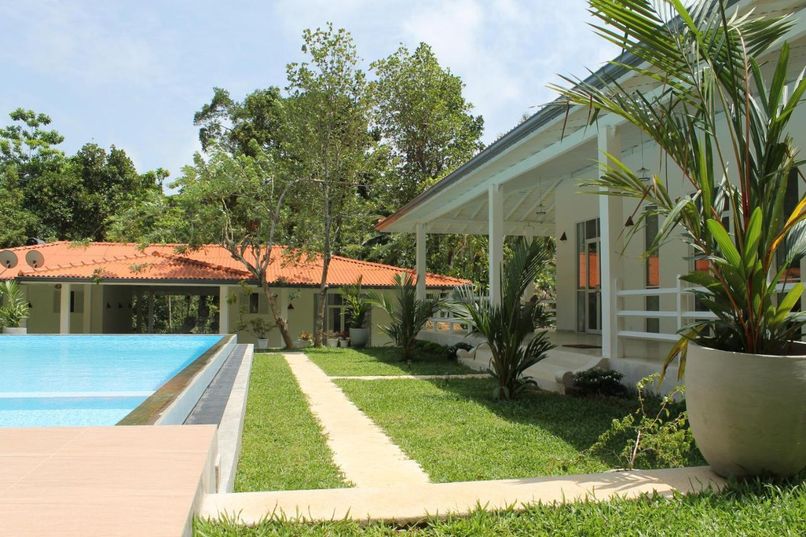 BEACH GROVE VILLAS - 6