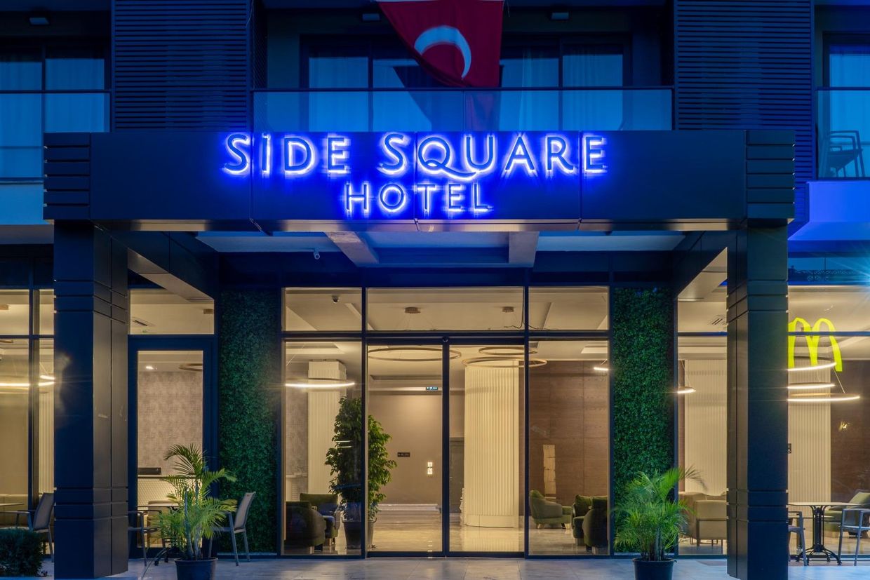 Side Square Hotel (only adults 16+) - 18