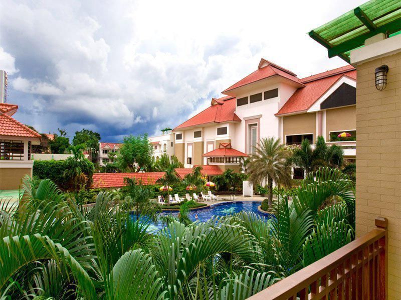 EASTERN GRAND PALACE - 2