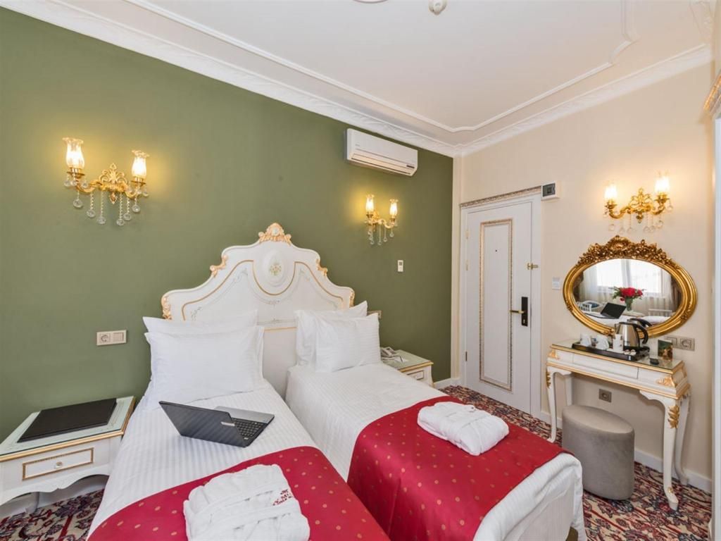 Galatower Hotel (ex. The Galataport Hotel) - 3