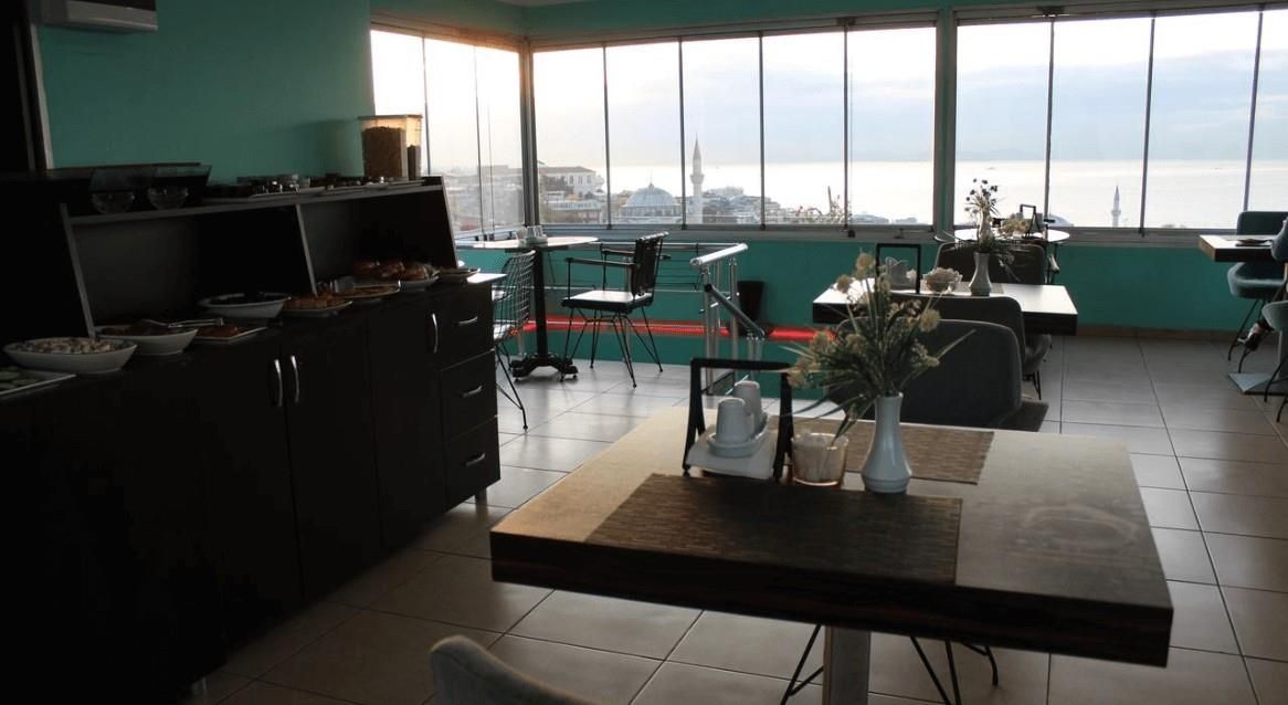 Good Night Hotel - 12