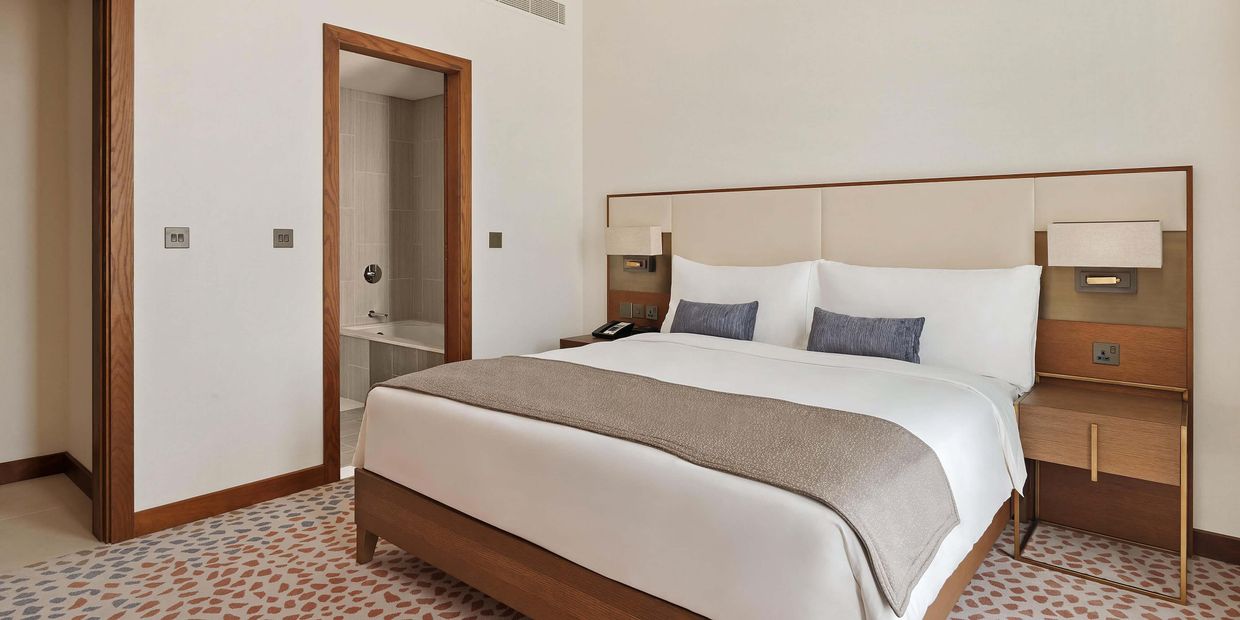 STAYBRIDGE SUITES DUBAI AL MAKTOUM AIRPORT HOTEL - 11