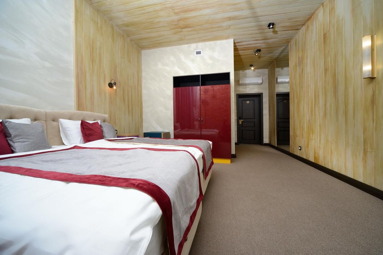 ЧЕМОДАНОВЪ, бутик-отель - 16