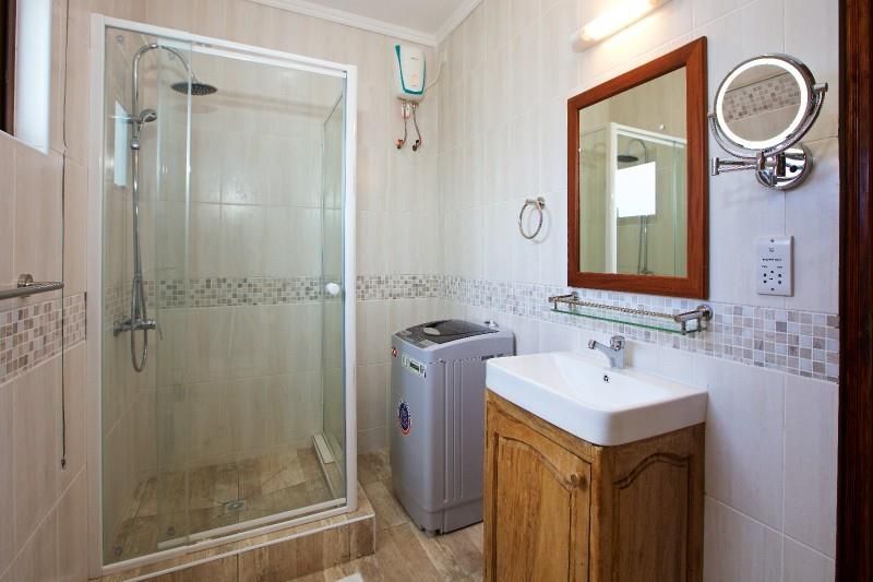 STONE SELF CATERING - 14
