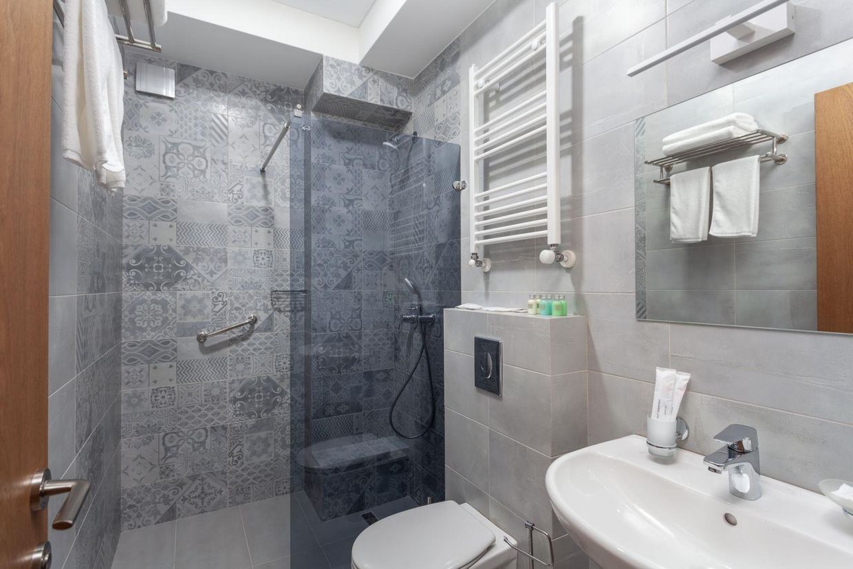 BROOCH BOUTIQUE HOTEL - 20