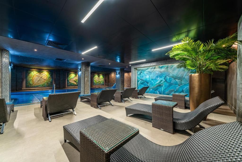 КРАВТ НЕВСКИЙ ОТЕЛЬ и СПА - 4