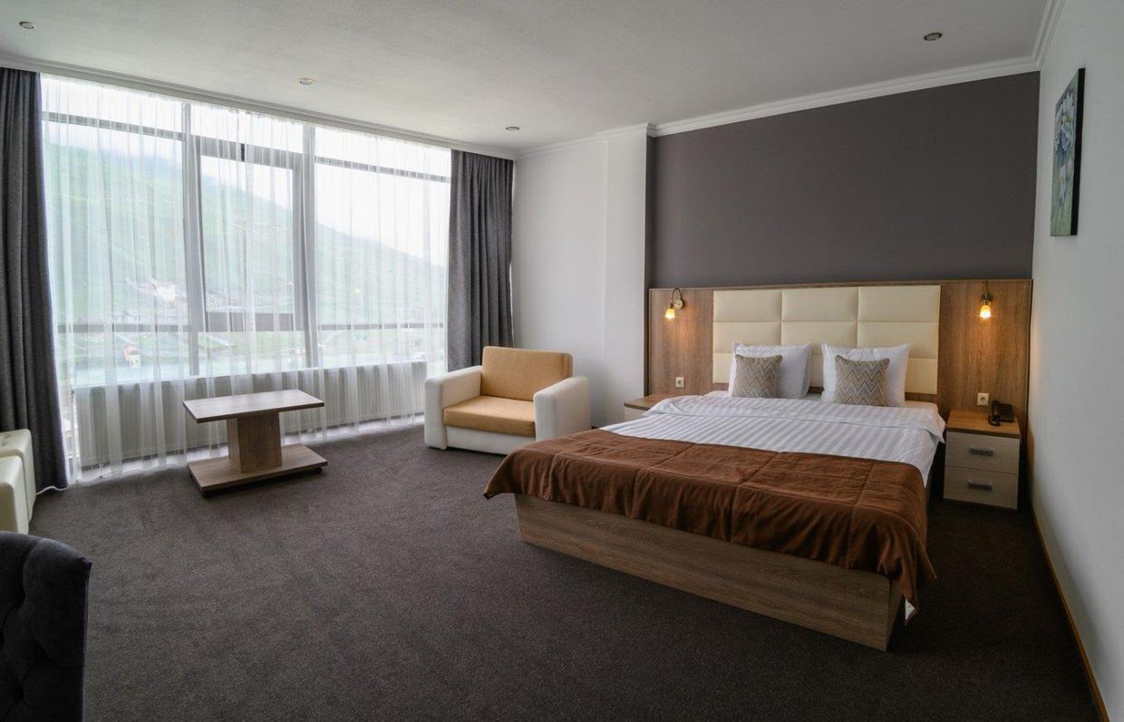 РОЗА ВЕТРОВ, оздоровительный центр - 43