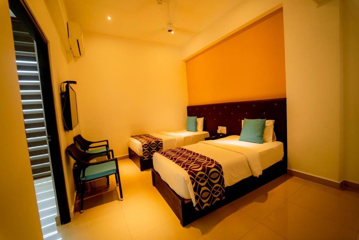 TRINCOMALEE BEACH RESORT AND SPA - 5