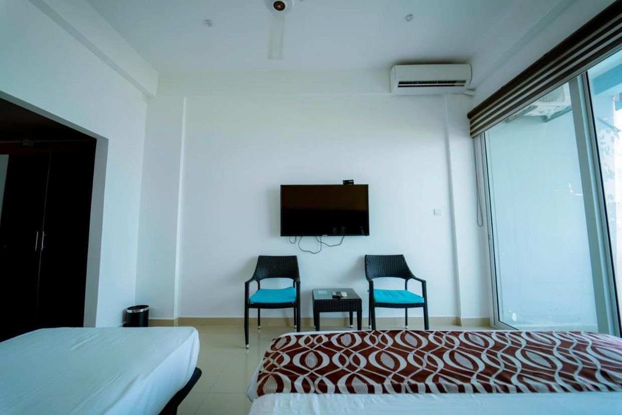 TRINCOMALEE BEACH RESORT AND SPA - 10