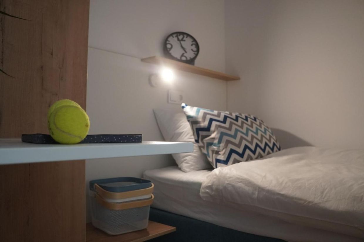 ТОЧКА ЗАПЯТАЯ - 2