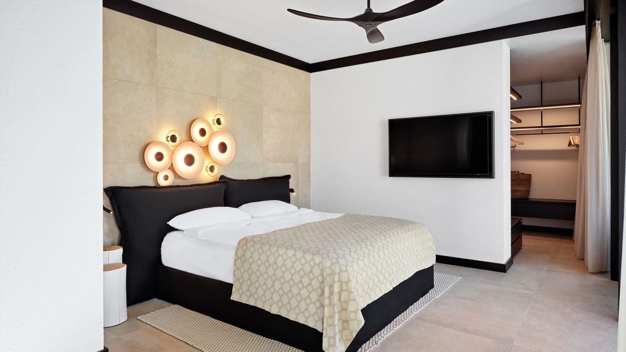 Caja by Maxx Royal - 11