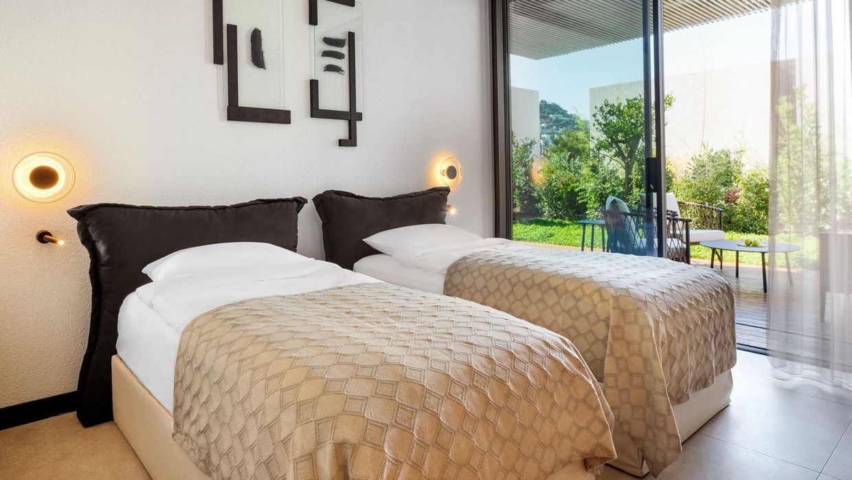 Caja by Maxx Royal - 7