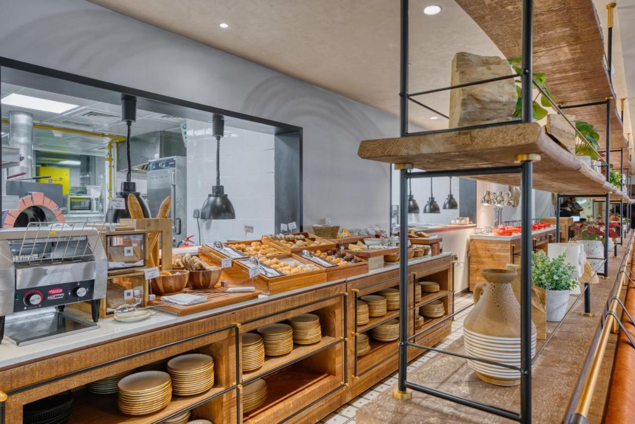 THE FIRST COLLECTION BUSINESS BAY - 17