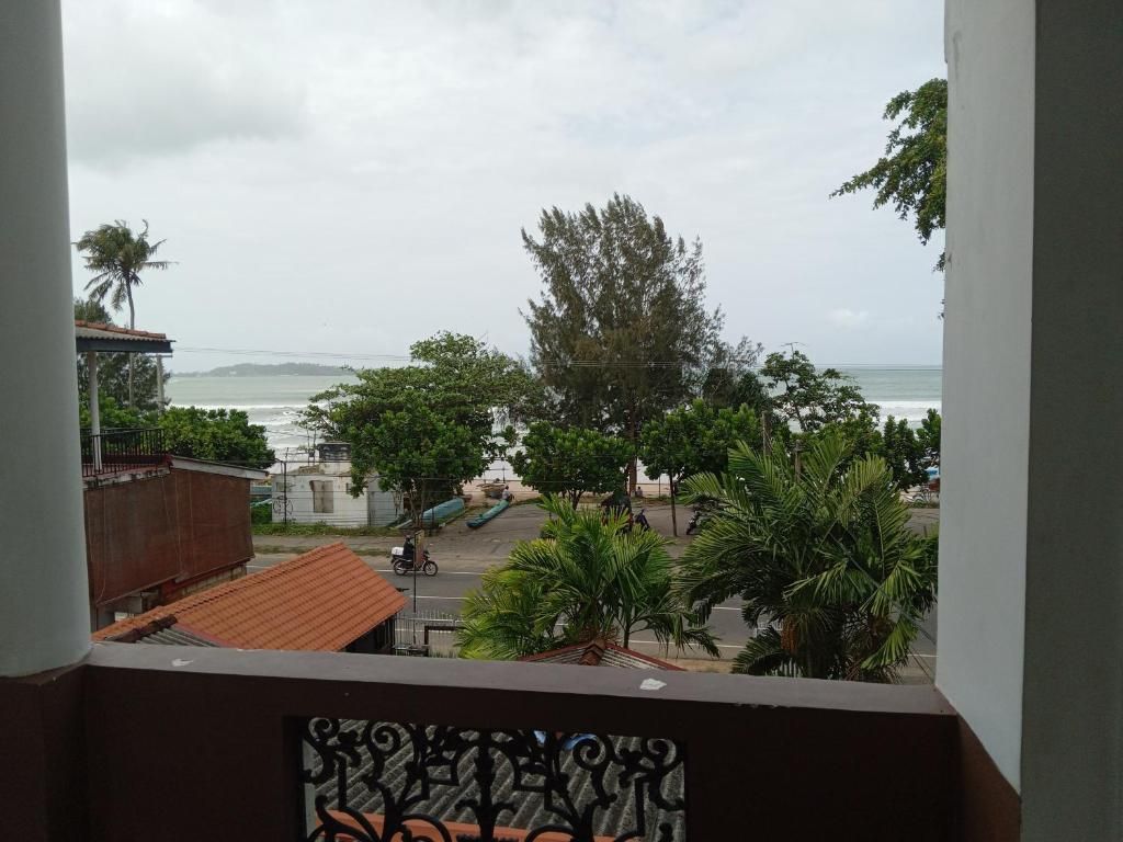 NEW GOLDEN BAY RESORT WELIGAMA - 6