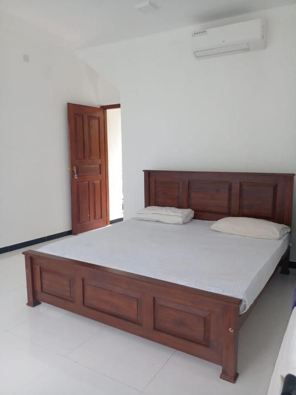 NAVORA HOTE STAY, HIKKADUWA - 34