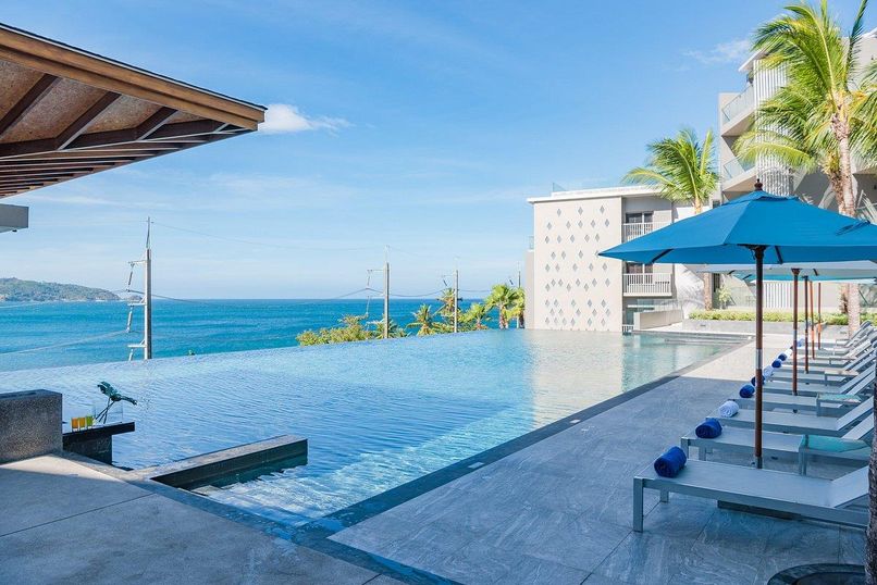 OCEANFRONT BEACH RESORT AND SPA - 3