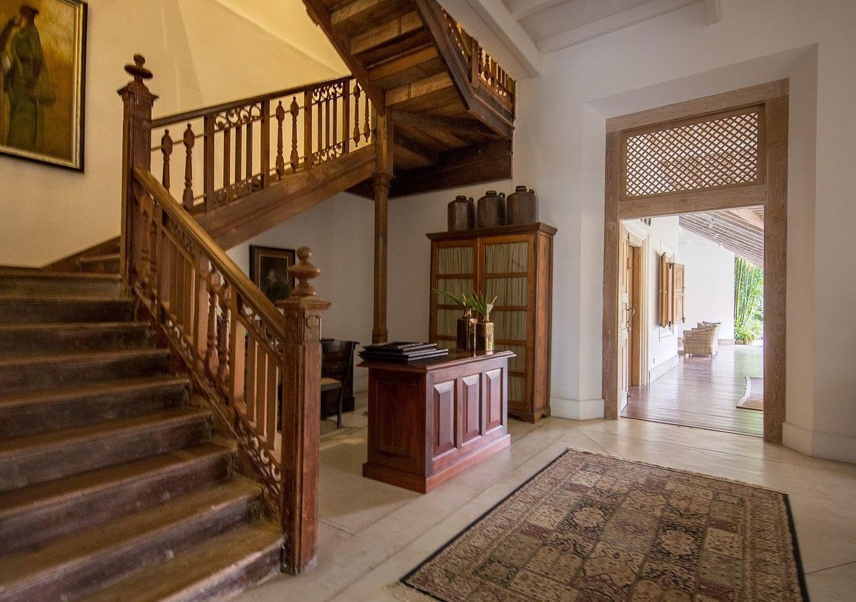 TARU VILLAS,Rampart St - 11