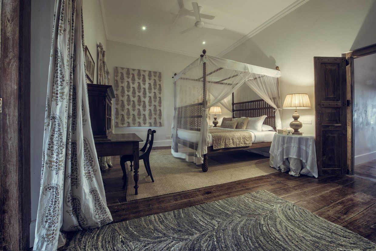 TARU VILLAS,Rampart St - 22