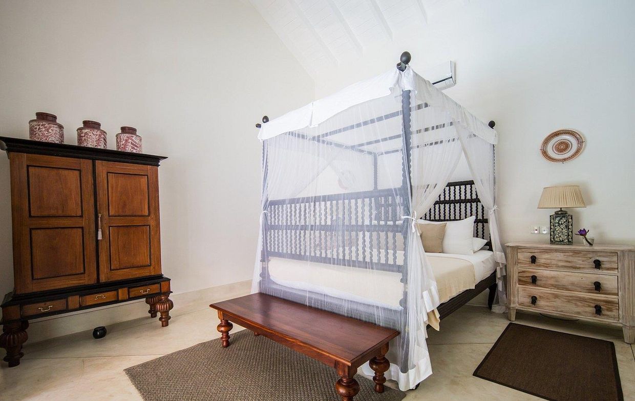 TARU VILLAS,Rampart St - 29