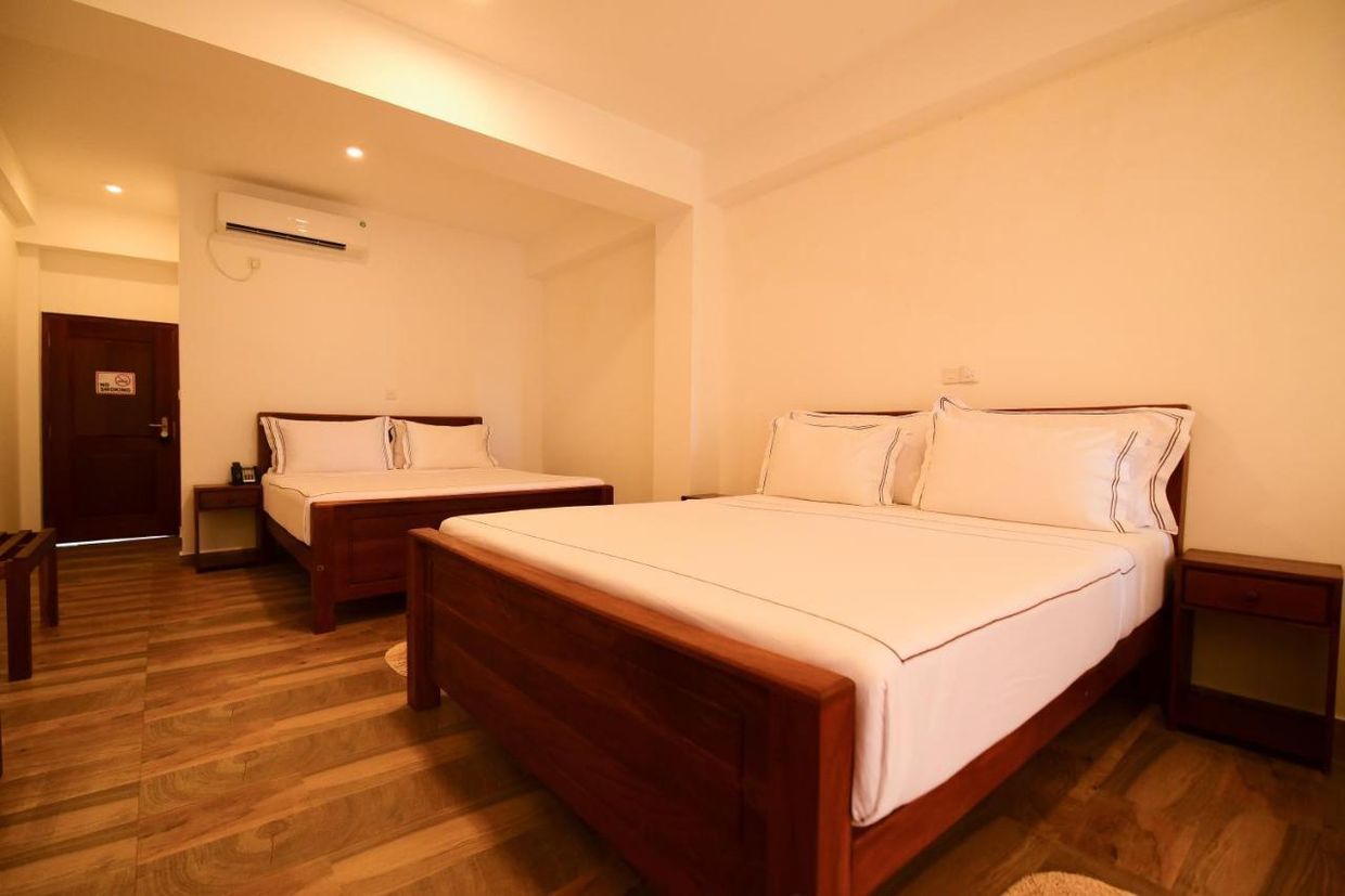 CHAAYA INN HOTEL - 17