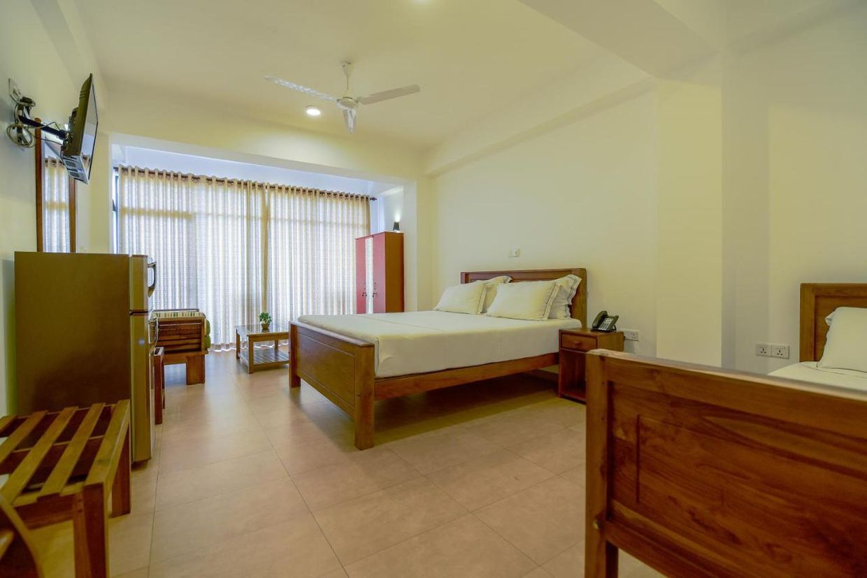 CHAAYA INN HOTEL - 3