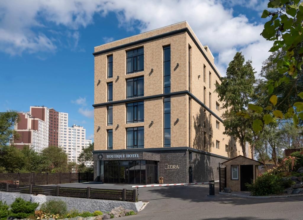 R, бутик отель - 1