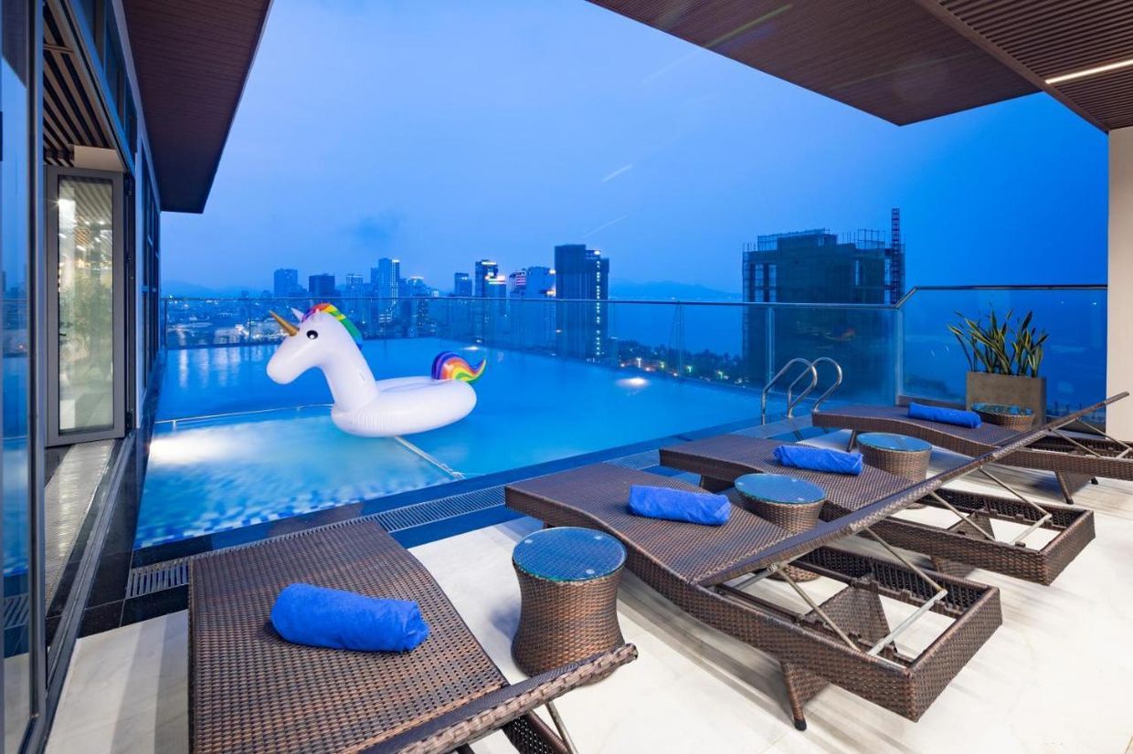 MIRACLE LUXURY HOTEL - 24