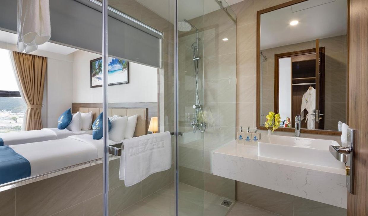 MIRACLE LUXURY HOTEL - 6
