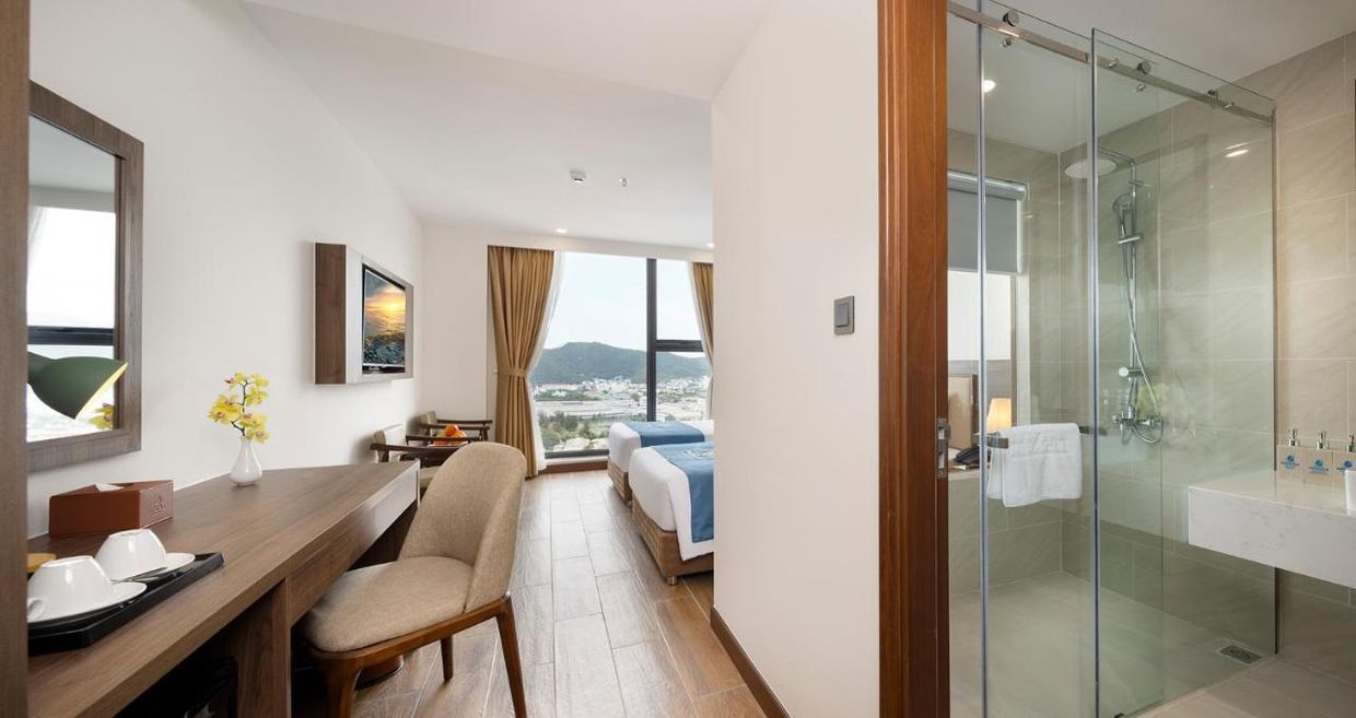 MIRACLE LUXURY HOTEL - 9