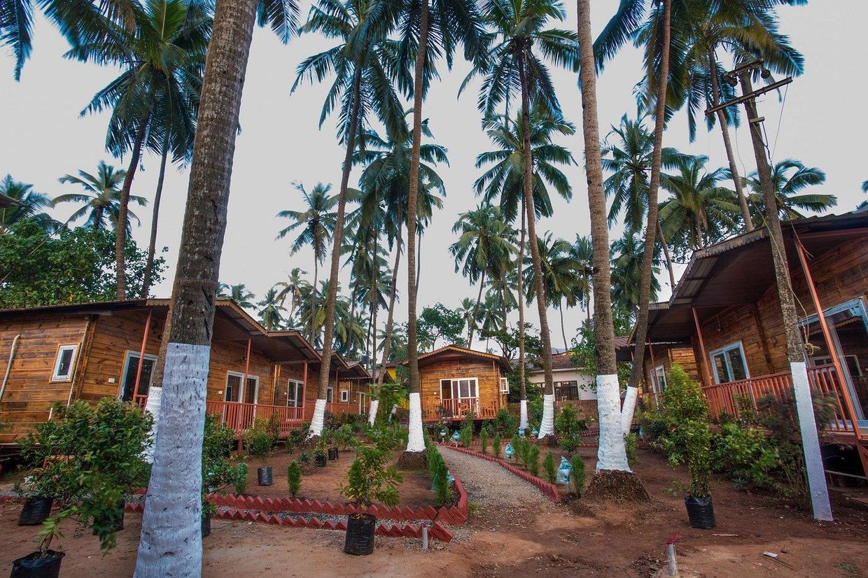 MARINERS BAY BEACH RESORT (ARAMBOL) - 1