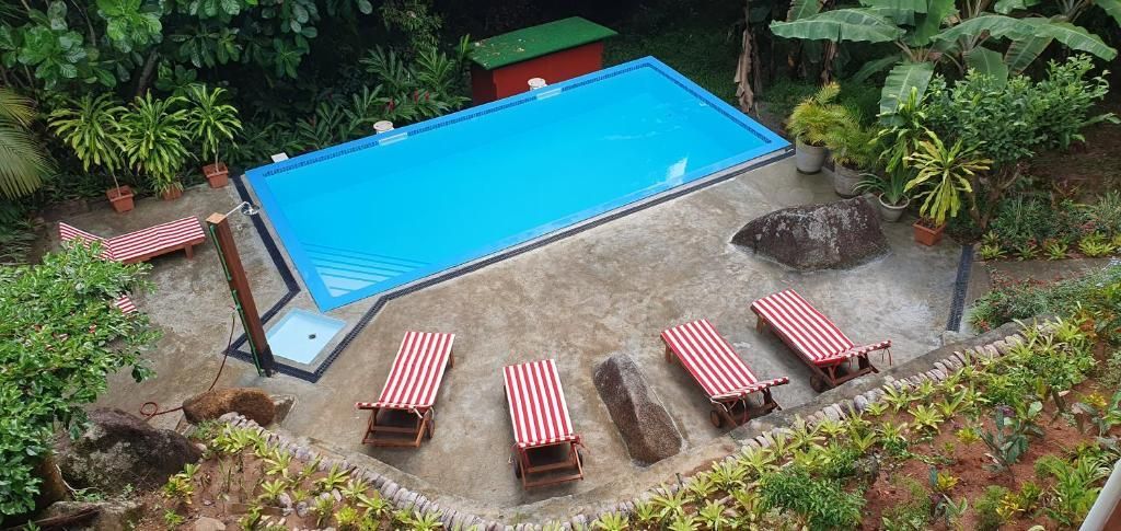 CASHEW NUT GROVE CHALETS - 11