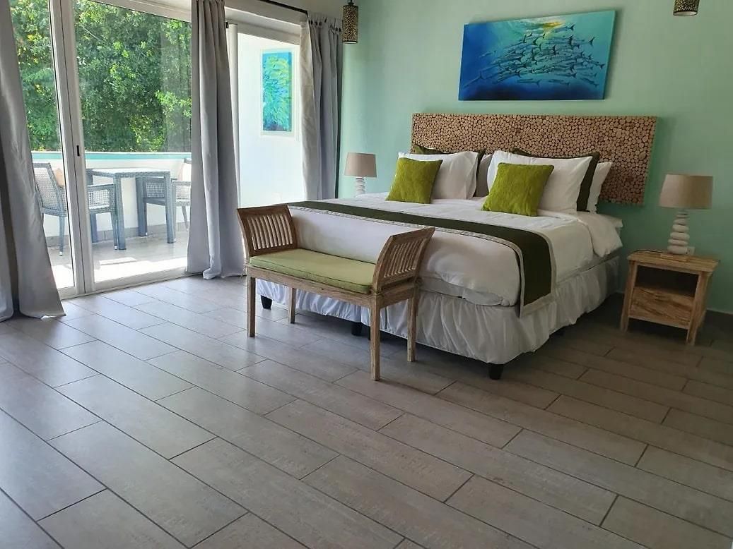 BORD MER LUXURY APARTMENTS - 12