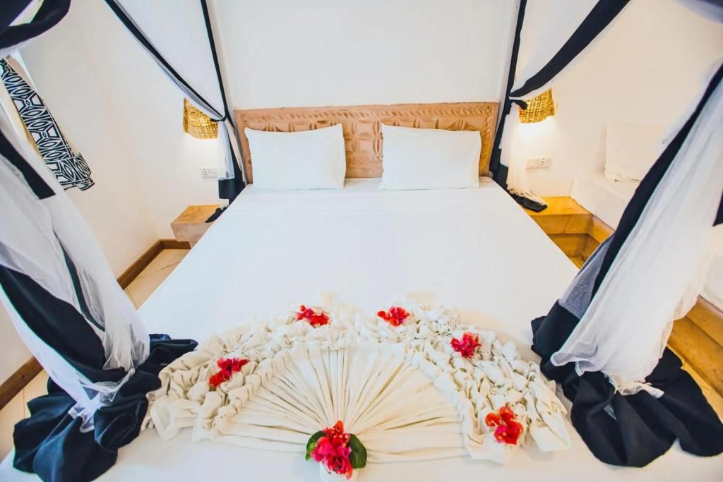 AHG SUN BAY MLILILE BEACH HOTEL - 3