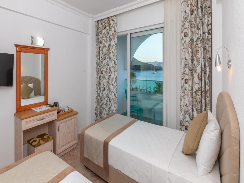 Contess by Faros Hotel - 3