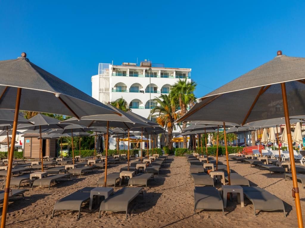 Contess by Faros Hotel - 8