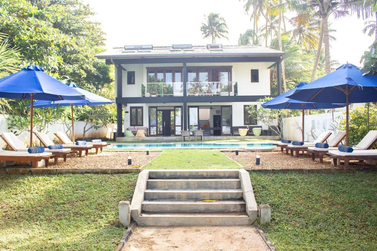 PARANGI WELIGAMA BAY - 1